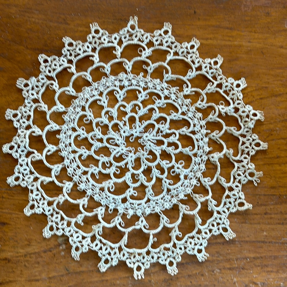Vintage hand made ecru string  9” tatted lace doily